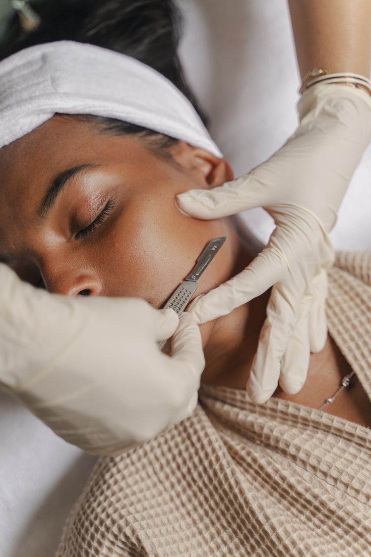 Dermaplaning Facial
