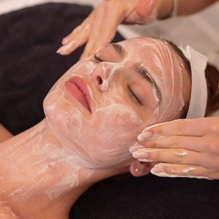 Dermaplaning Facial