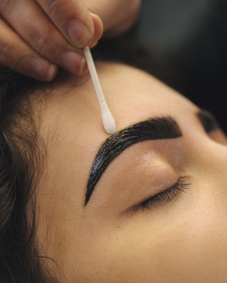 Brow Tint